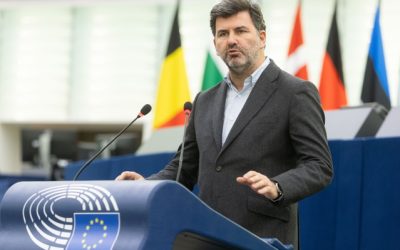 “Es una buena noticia que la Comisión Europea tenga en cuenta la propuesta de España para una contratación conjunta de gas” según Nicolás González Casares