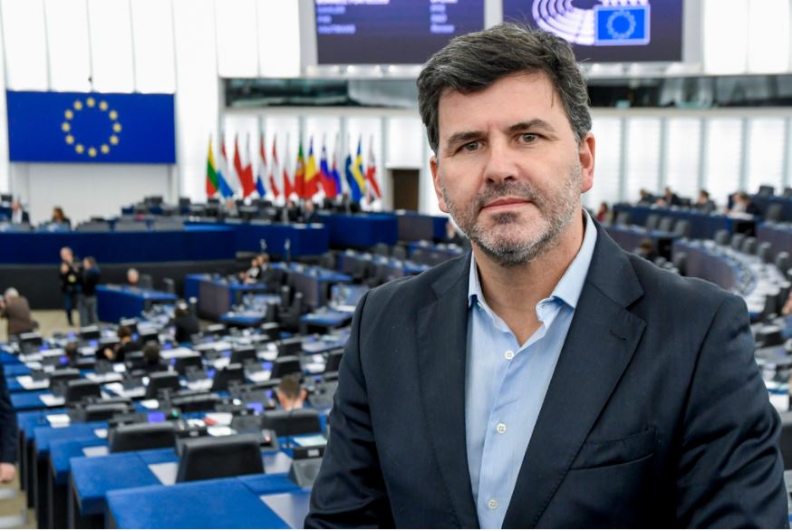 “España marca o camiño á Comisión Europea para reducir os beneficios extraordinarios das eléctricas e facer fronte á crise da enerxía”