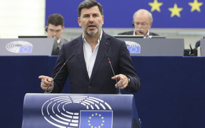 González Casares denuncia la “extralimitación” de la Comisión Europea con su propuesta y la falta de diálogo con el sector pesquero
