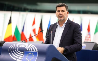 Casares aplaude la reforma del régimen de control de la pesca de la UE: «Se ha encontrado un acuerdo que no afecte al marisqueo a pie»